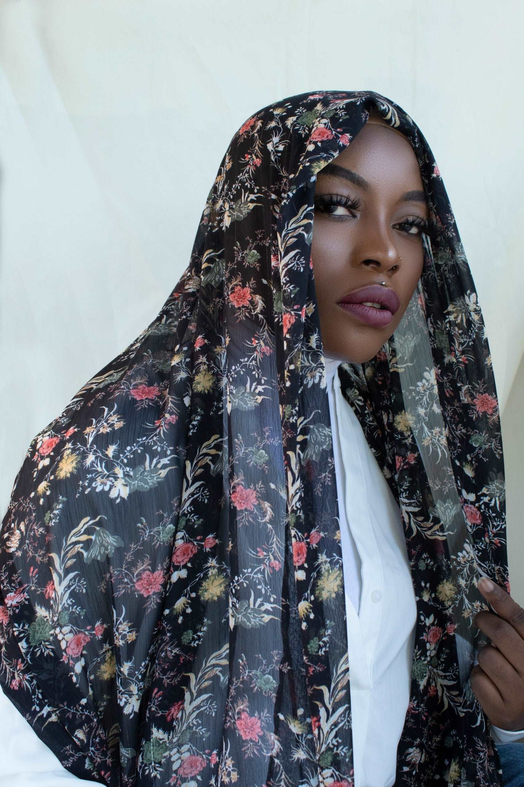 YASMIN FLORAL CHIFFON HIJAB -BLACK